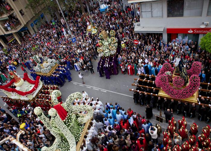 ALHAMA'S HOLY WEEK: FROM THE INSIDE