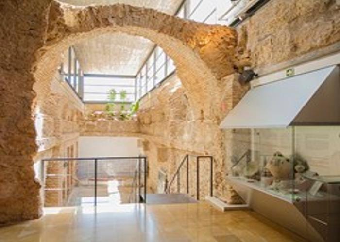 TOUR THE MUSEUM