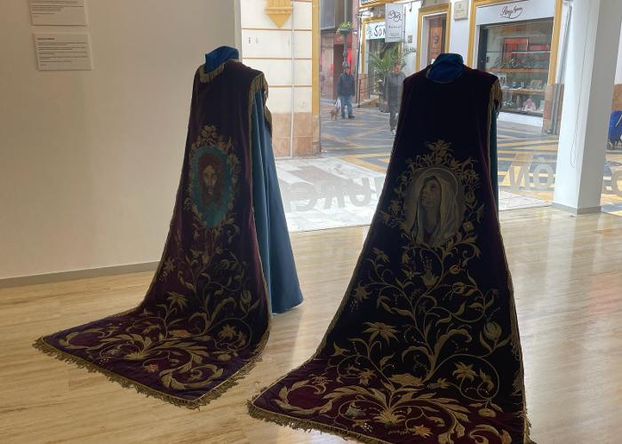 EXPOSICIN EXTRAORDINARIA BORDADOS DEL SIGLO XX