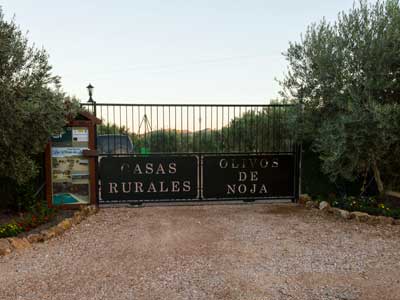 LOS OLIVOS DE NOJA. CASA ABERQUINA