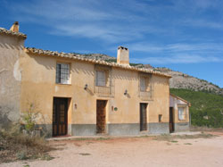 CASA PEQUEA