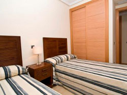 APARTAMENTOS TURSTICOS SERENA GOLF (LOS ALCZARES)