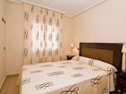 APARTAMENTOS TURSTICOS SERENA GOLF (LOS ALCZARES)