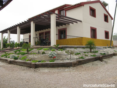 CASAS DE LAS SEORITAS. CASA ENCARNA