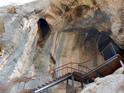 THE CAVE OF THE SERRETA