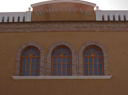 TEATRO BERNAL