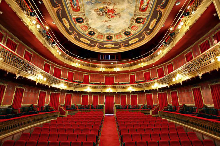 TEATRO VICO