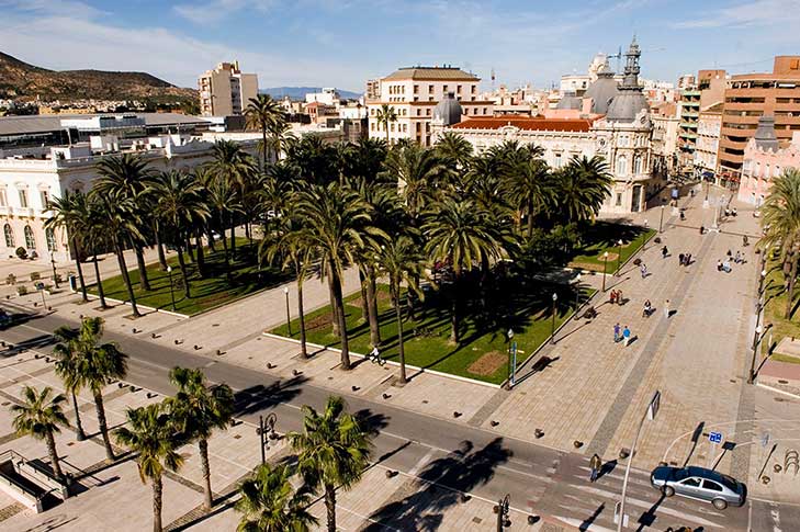 PLAZA DE LOS HROES DE CAVITE Y CUBA