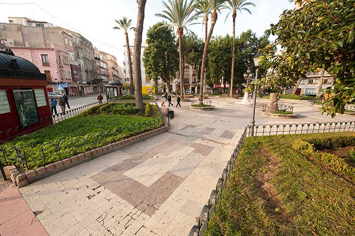 PLAZA DE LA MERCED