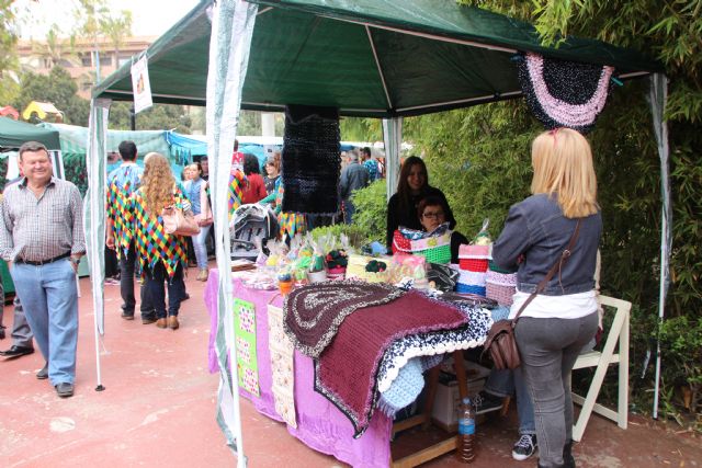 MERCADILLO ARTESANAL DE LOS MAYOS