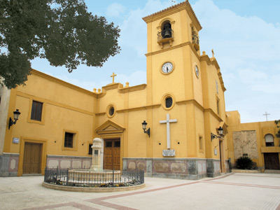  TEMPLO PARROQUIAL DE LAS TRES AVEMARAS