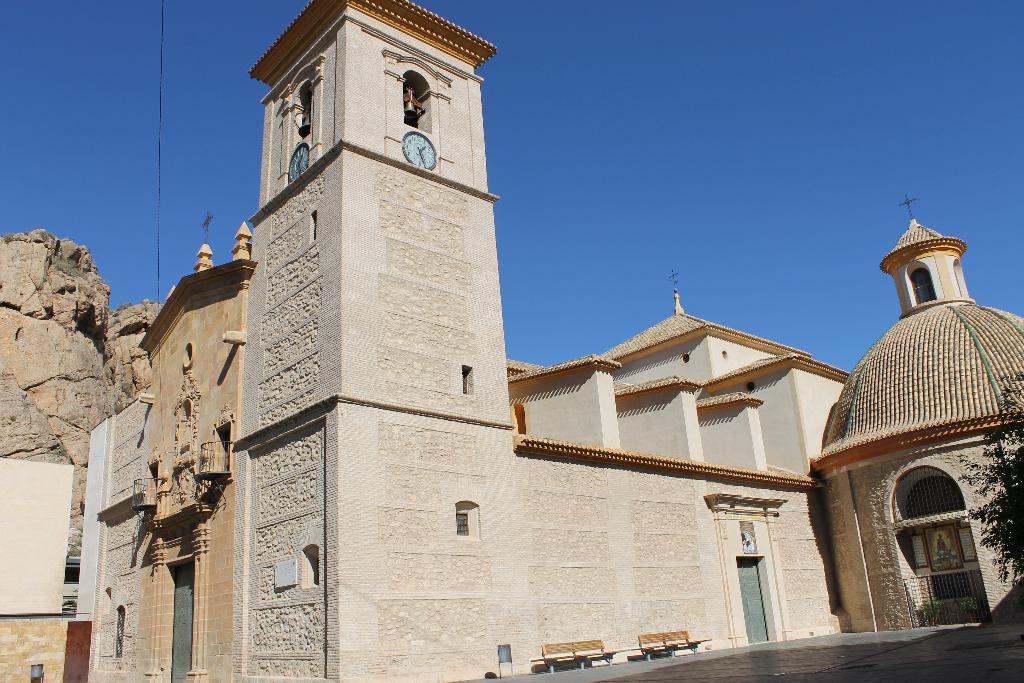 CHURCH OF SAN LZARO OBISPO