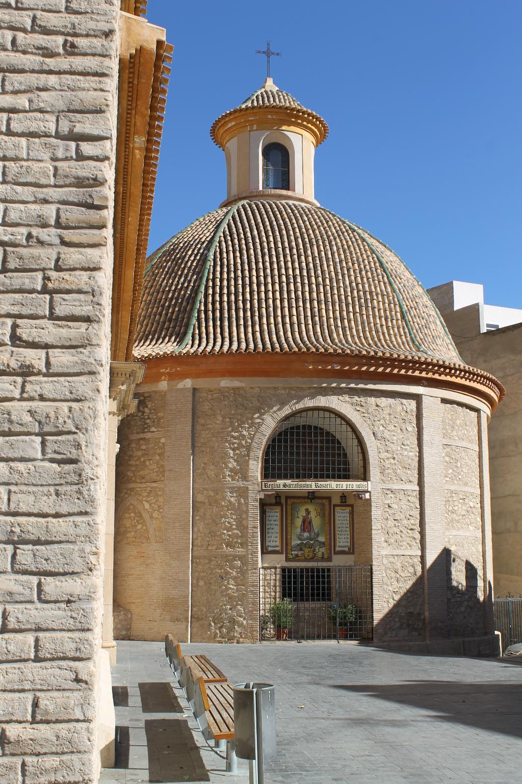 GLISE DE SAN LZARO OBISPO