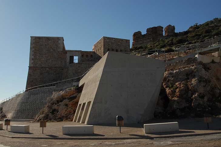FUERTE DE NAVIDAD Y CENTRO DE INTERPRETACIN DE LA ARQUITECTURA DEFENSIVA