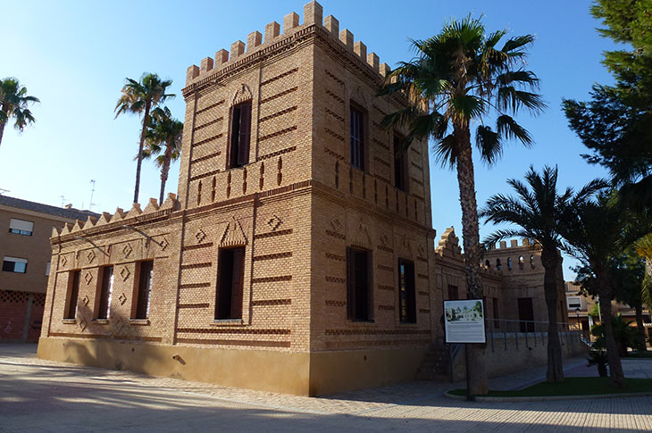 PALACIO DEL BARN DE BENIFAY O CASA DE LA RUSA