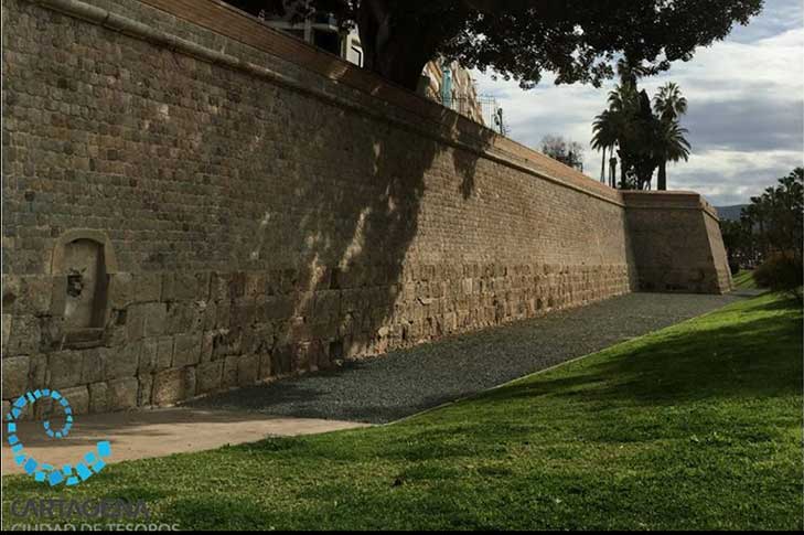 MURALLA DE CARLOS III