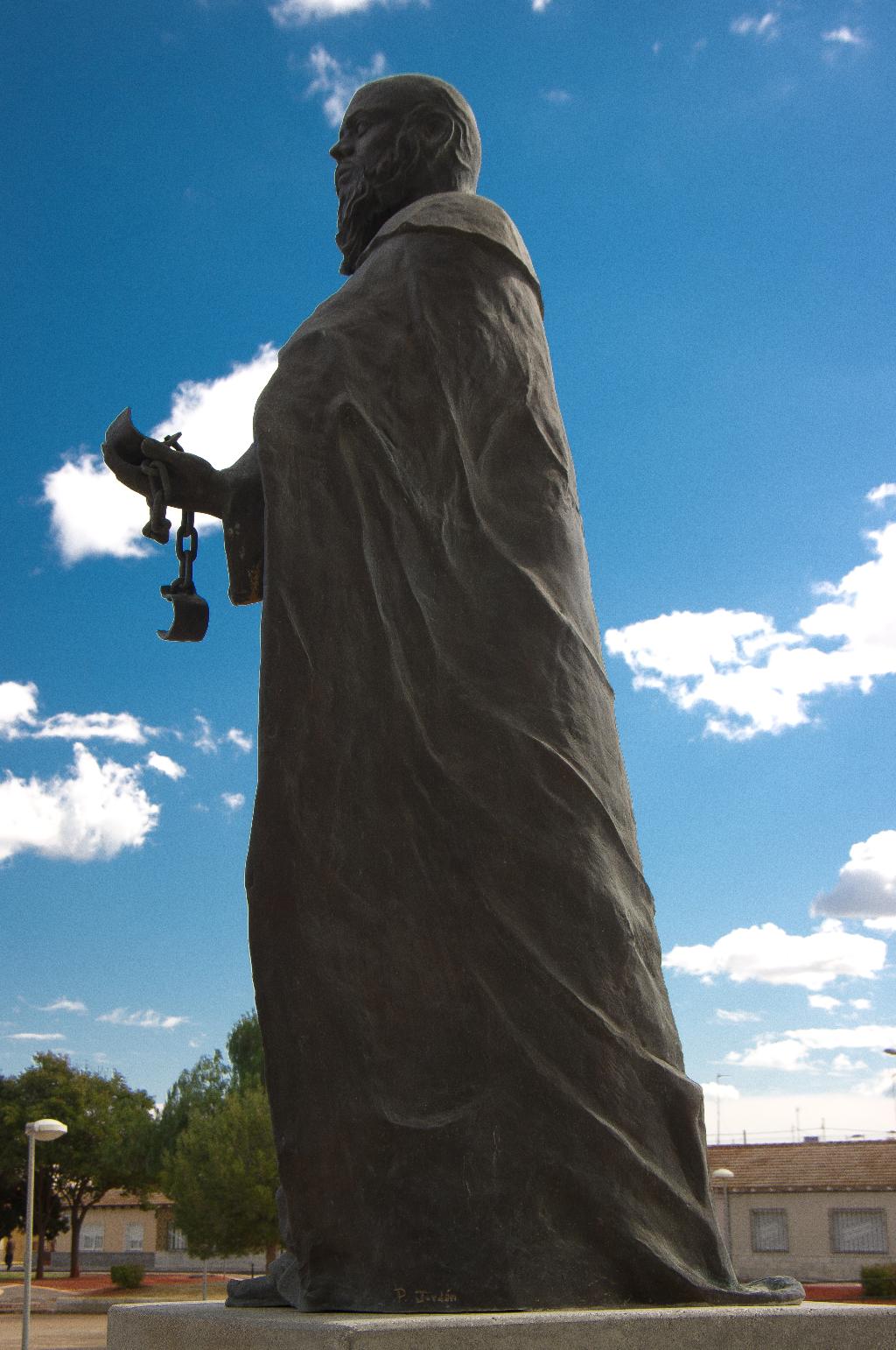 THE TRINITARIANS MONUMENT SCULPTURE