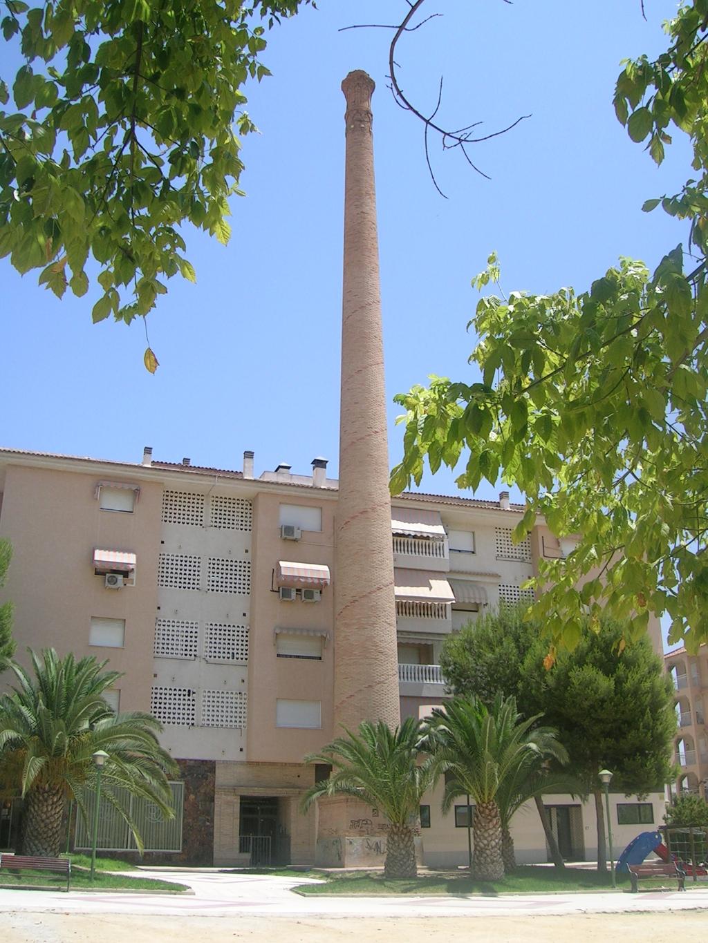 CHIMENEA DE LA PLAZA DE LA CERMICA