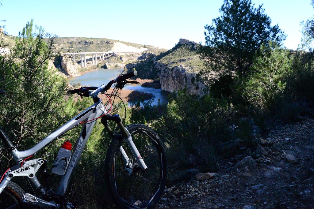 EL EMBALSE DE LA CIERVA