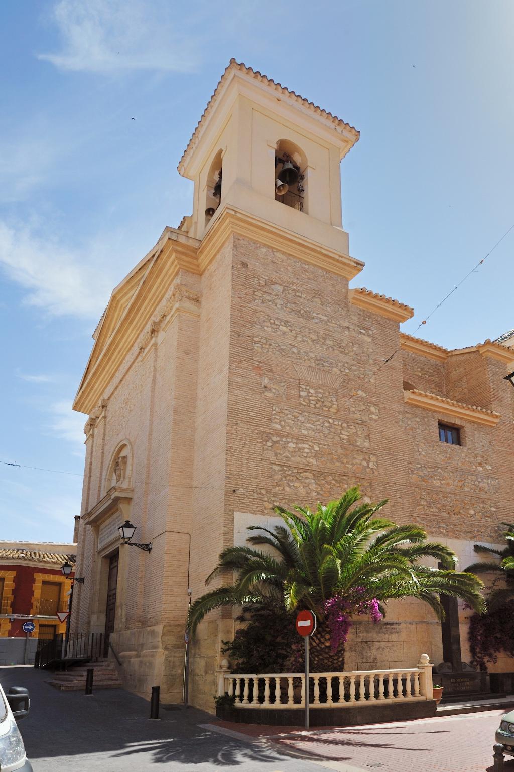 IGLESIA PARROQUIAL DE SANTIAGO APSTOL