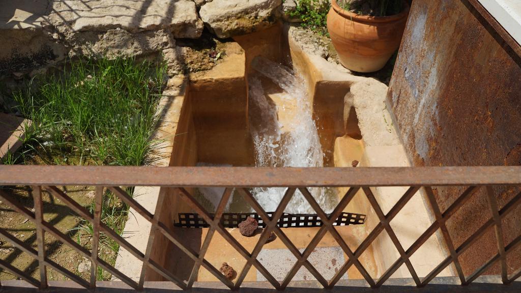 FUENTE DE LOS CAOS Y CALLE DEL AGUA