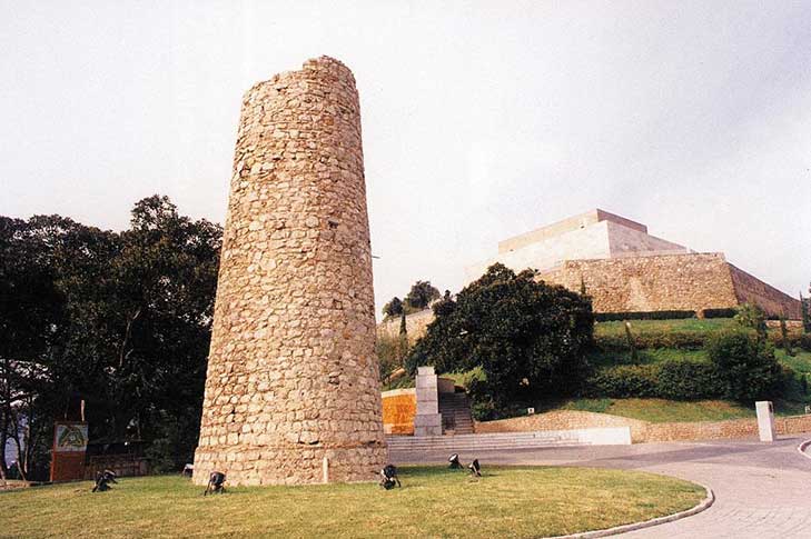 LINTERNA - PARQUE TORRES