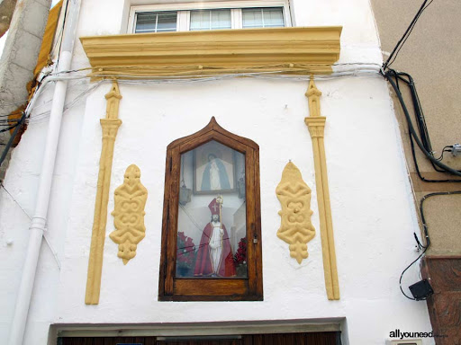 ARCO DE LOS REYES CATLICOS - HORNACINA DE SAN BLAS  