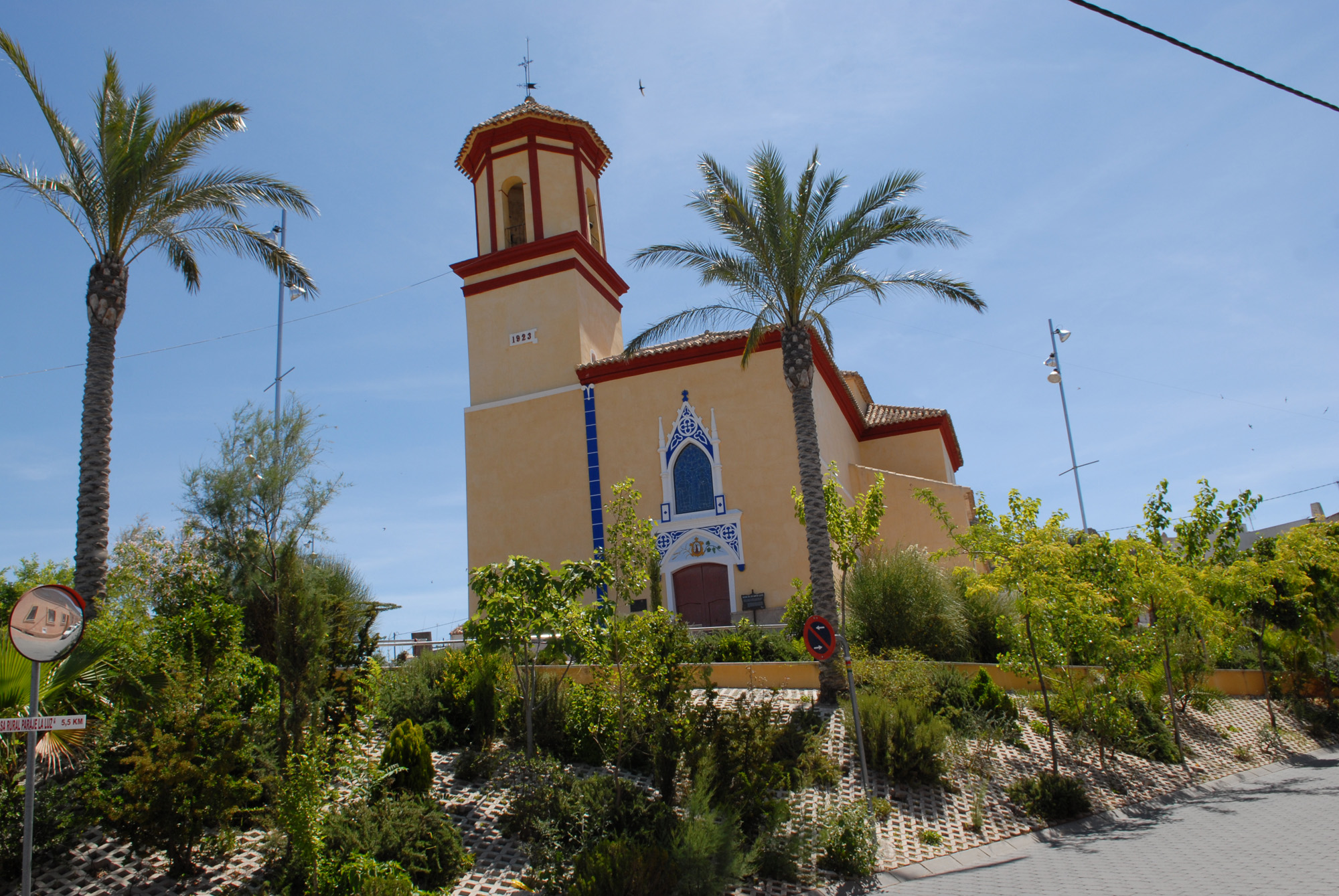 IGLESIA DE LOS SANTOS