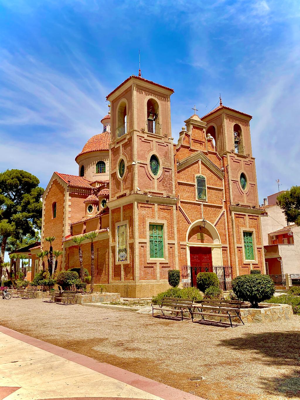 IGLESIA DE LA ERMITA