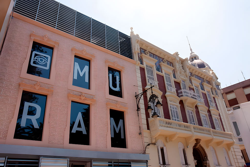 REGIONALMUSEUM FR MODERNE KUNST - MURAM - HAUS AGUIRRE