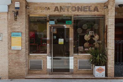 PTICA ANTONELA