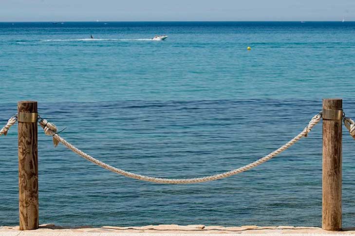 PLAYA DE LA AZOHA - EL CUARTEL 