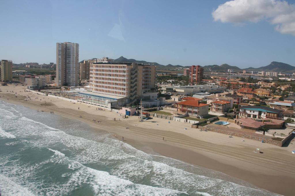 PLAYA DEL BARCO PERDIDO (PLAYA ENTREMARES)