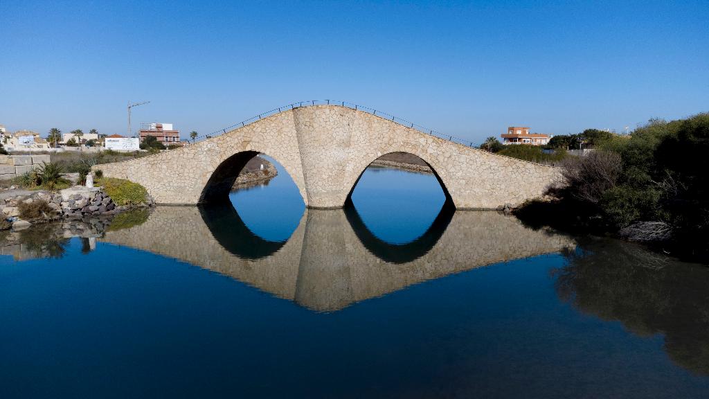 PUENTE DE LA RISA