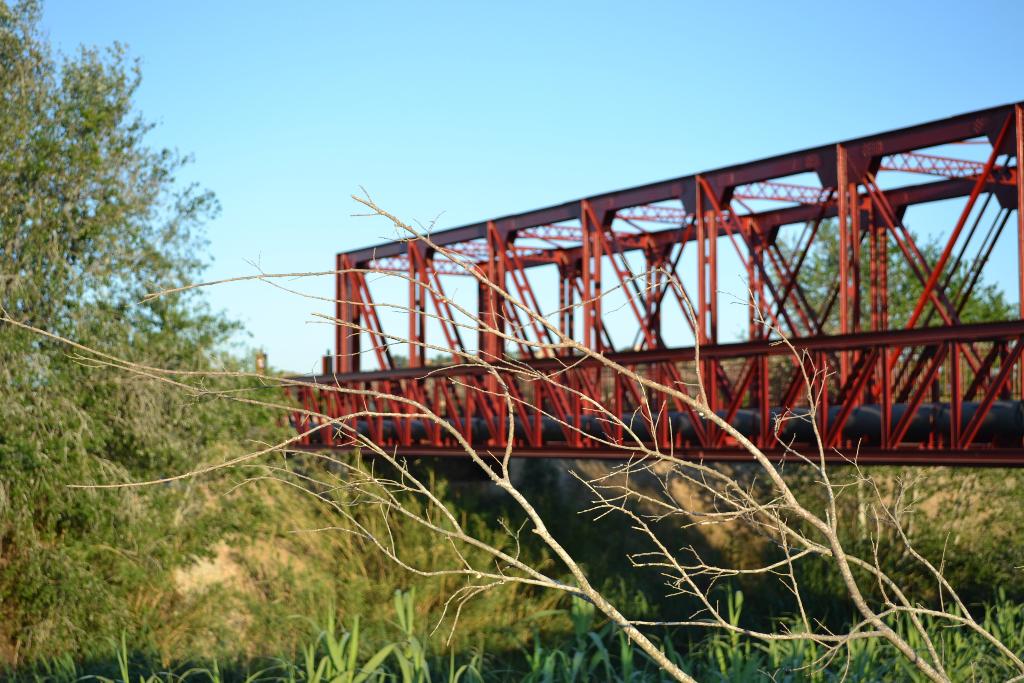 PUENTE DE HIERRO