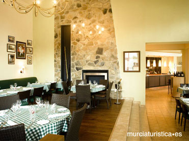 TRATTORIA ACACIA