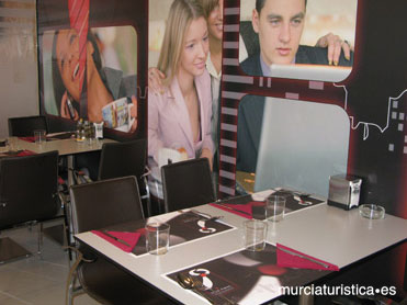 BUSSINES RESTAURANT & CO