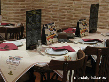 CAAS Y TAPAS