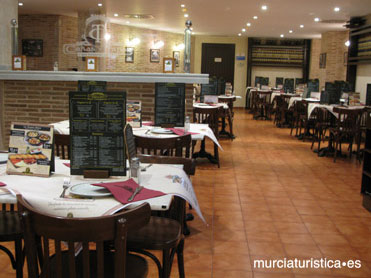 CAAS Y TAPAS
