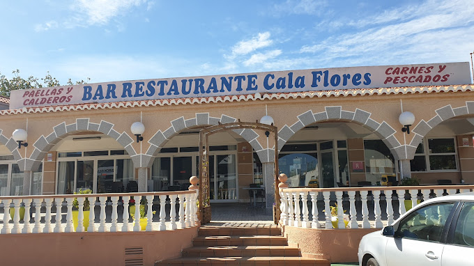 CALA FLORES