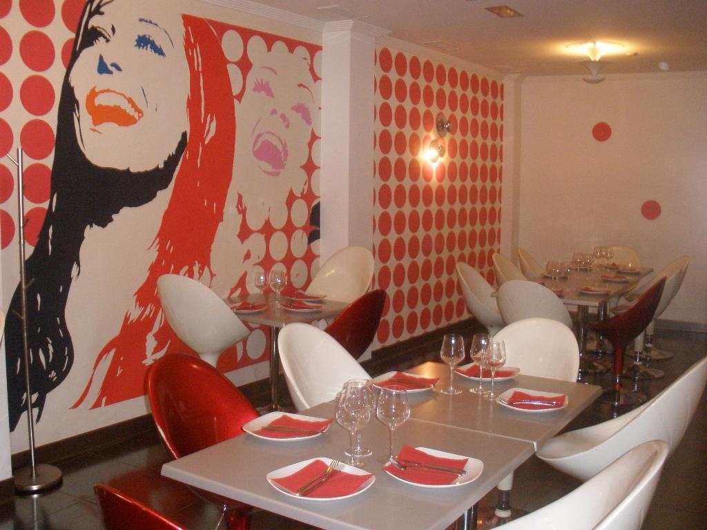 RESTAURANTE PIZZERIA CAPRICIUS