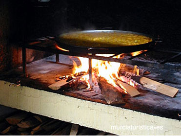 PAELLAS DE LEA